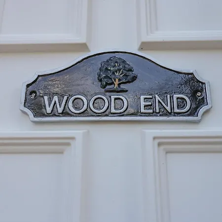 Woodend ソルトバーン・バイ・ザ・シー