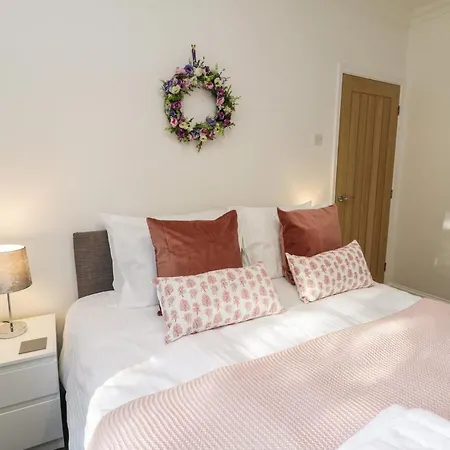 Woodend * 솔트번바이더씨